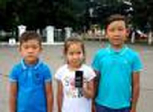 Алдын вернул Аюше телефон