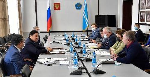 ЧАА ОПЕРАТОРНУҢ БАШТАЙГЫ АЖЫЛЫ