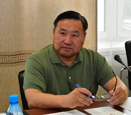 Владислав Ховалыг: "От бездействия взрослых не должны страдать дети"