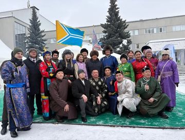 Делегация Тувы представила национальную юрту на выставке в Татарстане