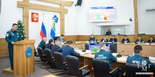 Хай-халаптар-биле демисел ажылын түңнээн