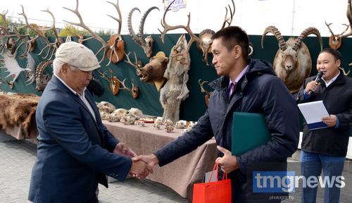 В Туве работает выставка охотничьих трофеев