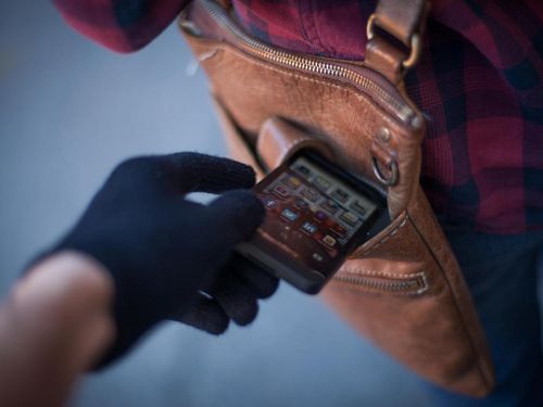 В Туве с начала года похитили более 290 сотовых телефонов