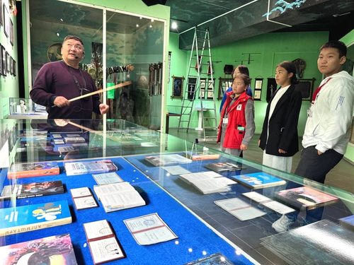 Летучая команда Первых из Овюра проверяет пространства для развития детей