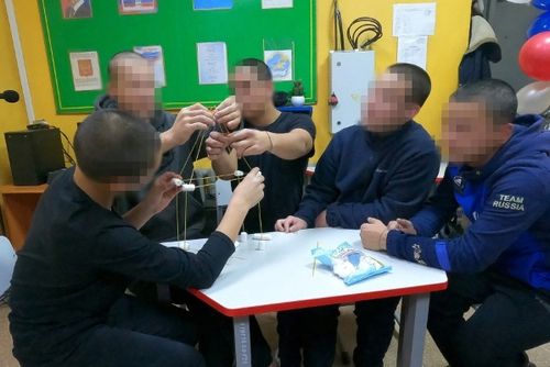 Психологи Тувы провели тренинги для несовершеннолетних в СИЗО Кызыла