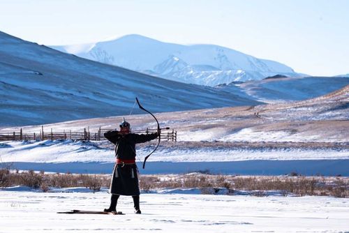 Жителей Тувы приглашают принять участие в турнире по традиционной стрельбе из лука