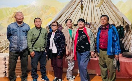 Төөгү болгаш чурт шинчилел музейиниң аалчылары