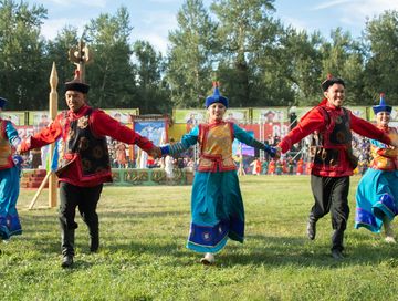 Церемония открытия праздника Наадым прошла сегодня на стадионе «Хуреш» в Кызыле.