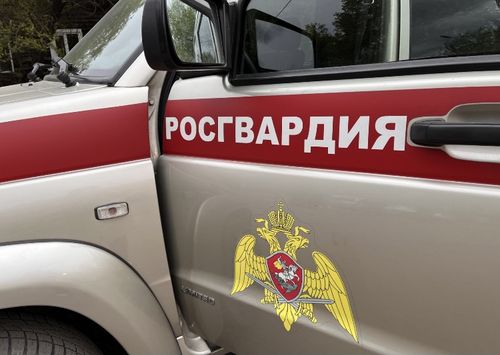 В Кызыле задержали мужчину, подозреваемого в нанесении удара ножом знакомому