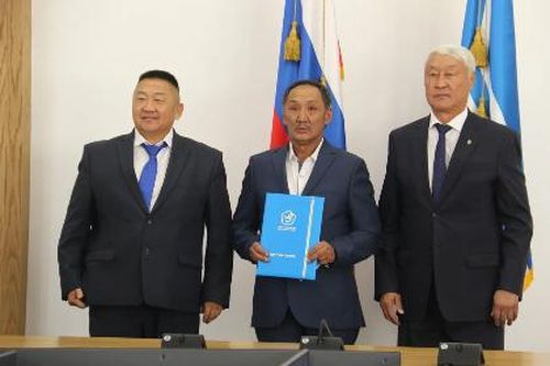 В преддверии Дня шахтёра в Правительстве Тувы чествовали работников угольной промышленности