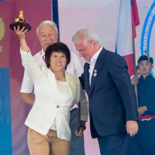 Лориса Ооржак получила «золотую борцовку»