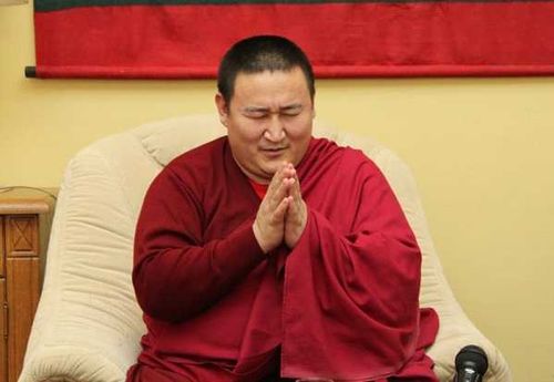 Джампел Лодой: У меня были недостатки. Настоятель «Устуу-Хурээ» стал новым Камбы-Ламой Тувы