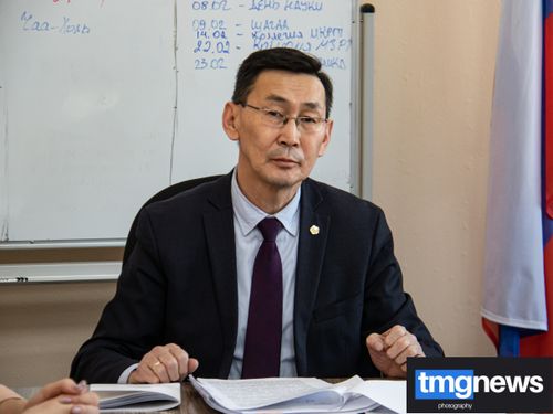 В Правительстве Тувы обсудили ключевые моменты стратегии развития тувинского языка