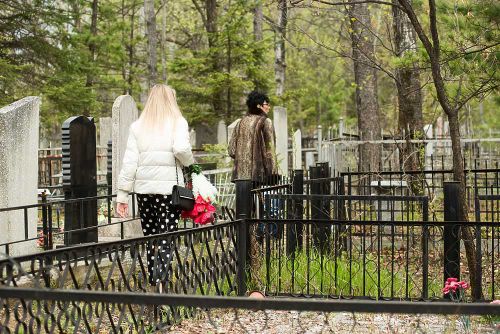 Родительский день 11 мая 2021 года: что можно делать, а что нельзя