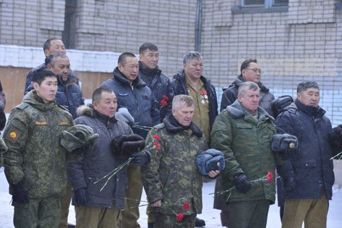 АНДРЕЙ БЕЗЛАДНЫЙ: «В АФГАНИСТАНЕ МЫ УЧИЛИСЬ ВОЕВАТЬ…» 