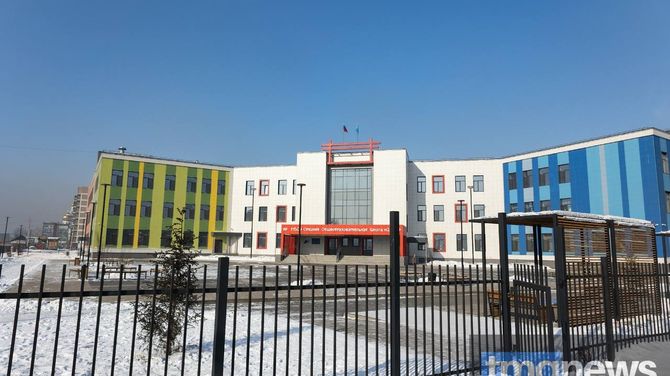 В Кызыле состоялась торжественная церемония в честь присвоения имени Дожулдея Ондара школе № 22