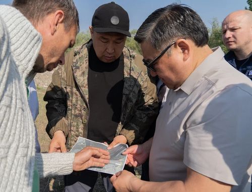 Суг үериниң айыылы тургустунуп турар