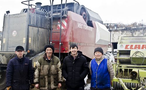 НА НИХ ДЕРЖИТСЯ КООПЕРАТИВ