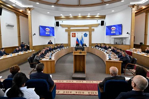 Глава Тувы нацелил однопартийцев на публичный отчет по выполнению Народной программы