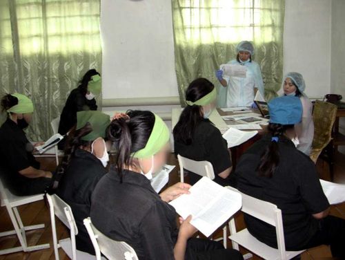 «Сказки за решеткой». Осужденные Тувы прочтут стихи своим детям