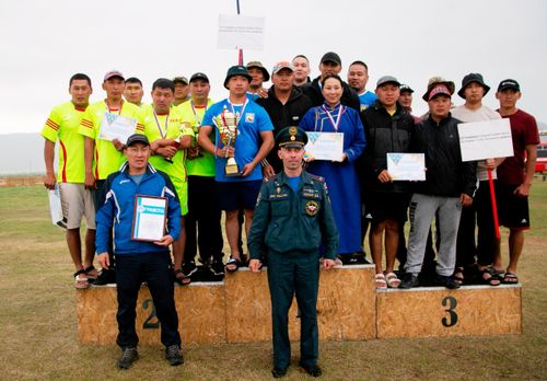 В Туве прошла спартакиада среди сотрудников МЧС России