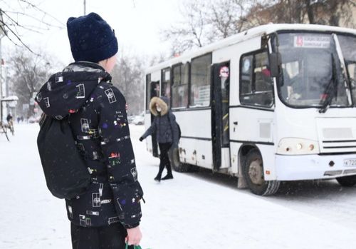 Мэрия Кызыла сообщает перевозчикам маршруток, что высаживание несовершеннолетних нарушает закон