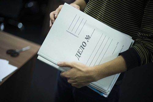 Покусанный родной матерью