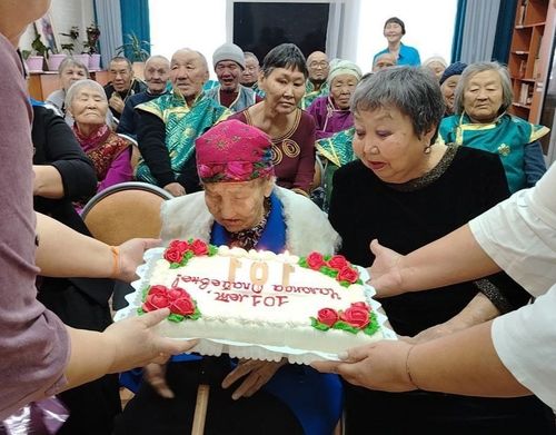 Малчын эне 101 харлаан