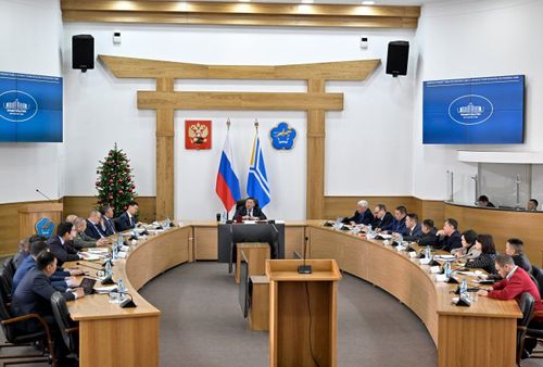 Владислав Ховалыг провел совещание по поддержке ветеранов СВО