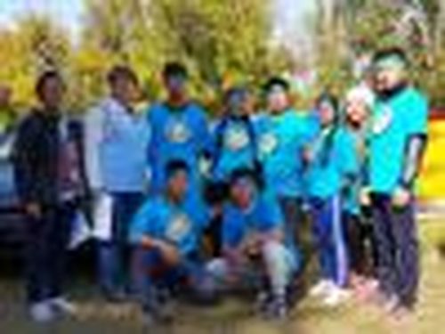 ПОД ЯРКИМ ОСЕННИМ СОЛНЦЕМ…