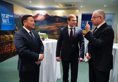 Владислав Ховалыг: "Огромный потенциал нашей Тувы привлекателен не только внутри страны"