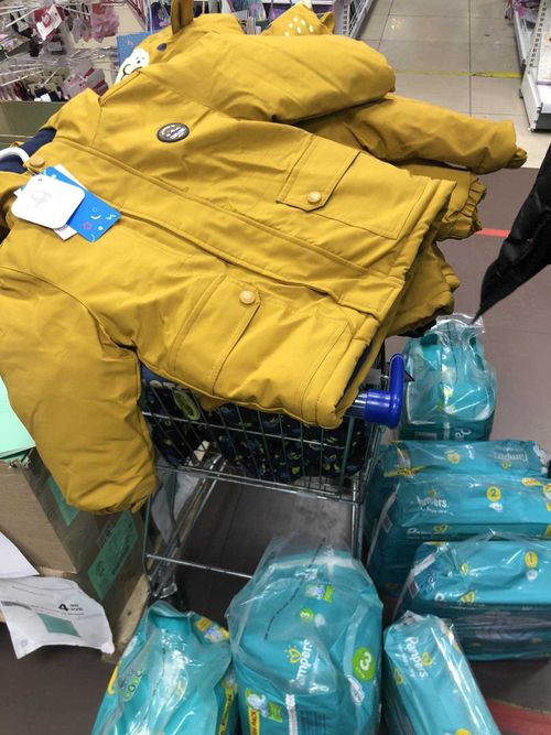 Медики Тувы обрадовали подарками детей-сирот