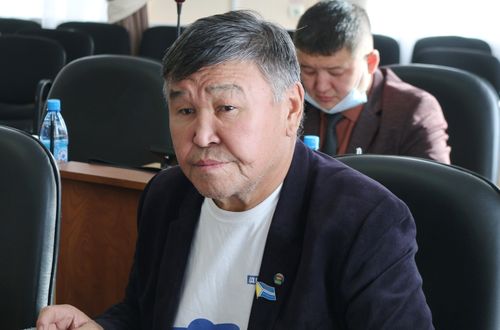 Олег Сарыглар: "Поддерживаю предложение руководителя республики о разработке Стратегии развития тувинского языка"