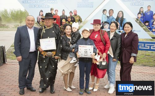 Сегодня - День семьи, любви и верности