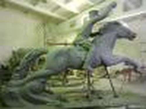 Постамент уже отлит…