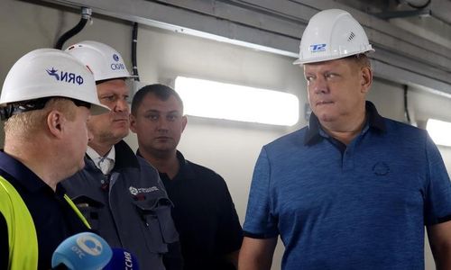 Полпред посетил ведущие центры науки и инноваций в Новосибирской области