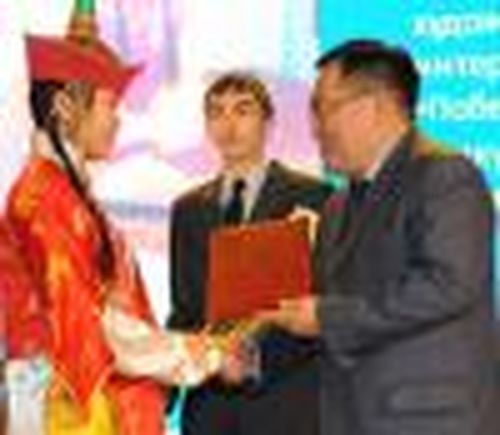 Стали лауреатами