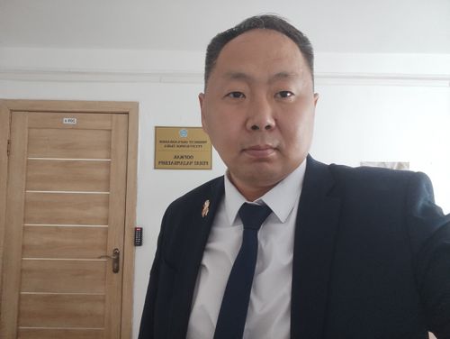 Ренат Ооржак покинул пост министра образования Тувы