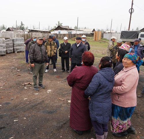 Глава Тувы отправил своих заместителей и министров в народ