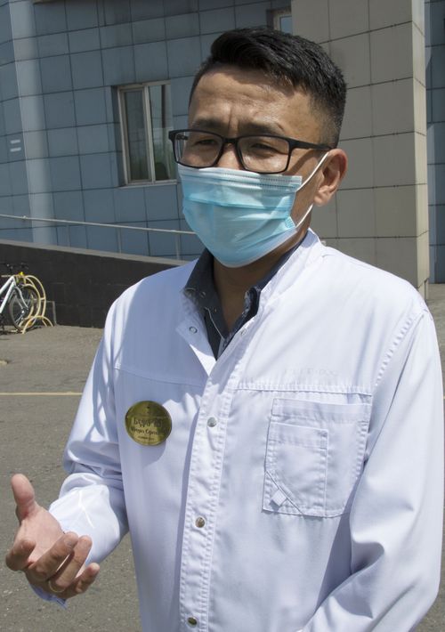 МОЧУРГА БАДАРЧЫ: "КАЖДЫЙ МЕДРАБОТНИК ПОЛУЧИТ СРЕДСТВА ЗА РАБОТУ В УСЛОВИЯХ ПОВЫШЕННОЙ ОПАСНОСТИ"