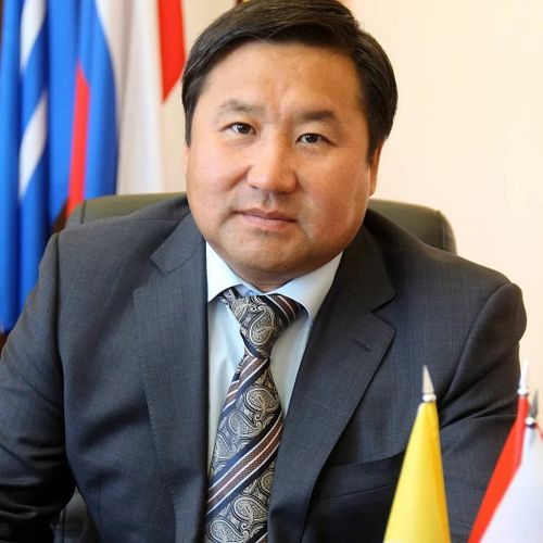 СОҢГУКЧУЛАРЫНГА ЧЕТТИРГЕНИН ИЛЕРЕТКЕН