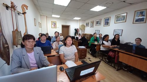 Уругларга сонуурганчыг болзун!