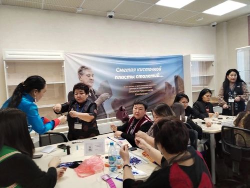 Делегация из Тувы приняла участие в первом Межрегиональном фестивале народов Саяно-Алтая «Мосты дружбы»