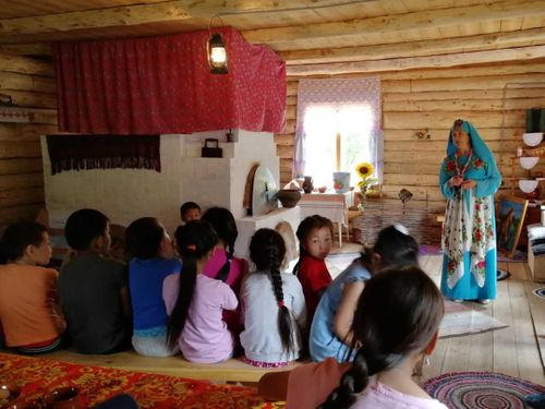 Музей русского крестьянского быта в селе Черби принимает первых посетителей 