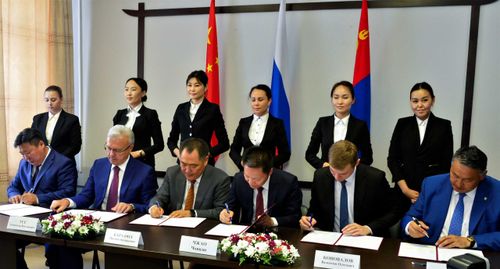 Создание трансграничного автомобильного коридора «Красноярск-Абакан-Кызыл-Хандагайты-Улангом-Ховд-Урумчи» превратит Туву в транзитный регион