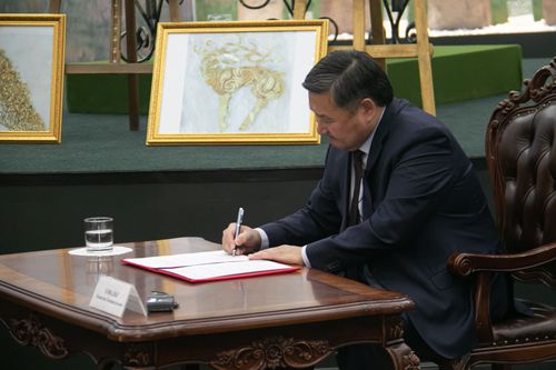 Между Правительством Республики Тыва и Государственным Эрмитажем подписано Соглашение