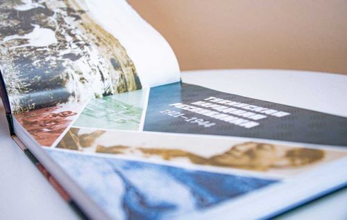 В Туве к 100-летию ТНР вышел фотоальбом «Тува за 100 лет: события, факты, люди»