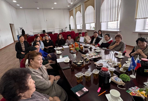 Огородническое движение в Овюрском районе: мастер-класс Чодураа Куулар для местных жительниц