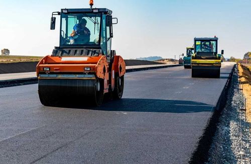 Мишустин выделил Туве дополнительные деньги на дороги