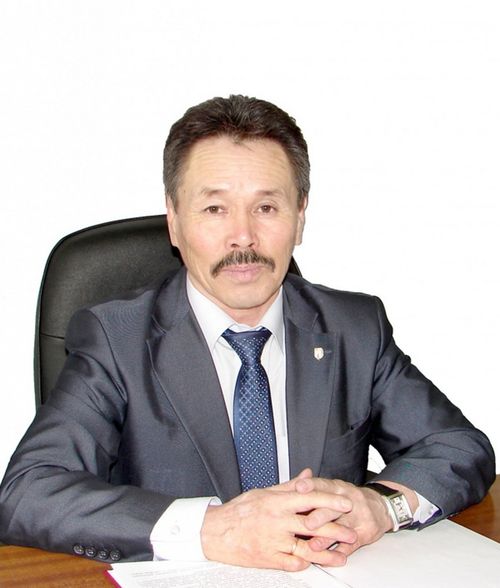 В селе Алдан-Маадыр проводят капремонт местной школы